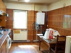 Apartament de vânzare 3 camere, în Iaşi, zona Târgu Cucu