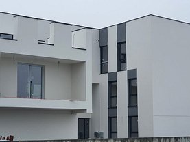 Apartament de vânzare 2 camere, în Dumbrăviţa
