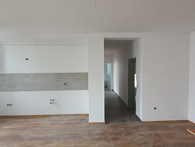 Apartament de vânzare 3 camere, în Dumbrăviţa