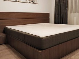 Apartament de vânzare 3 camere, în Bucureşti, zona Fundeni