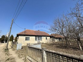 Casa 2 camere în Romanesti