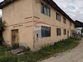 Vânzare ferma