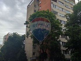 Apartament de vânzare 2 camere, în Oradea, zona Dacia