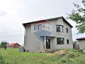 Casa de vânzare 4 camere, în Leş
