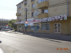 Vânzare spaţiu comercial
