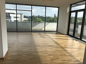 Apartament de închiriat 4 camere, în Bucuresti, zona P-ta Unirii