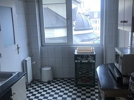 Apartament de vânzare 3 camere, în Bucuresti, zona Magheru
