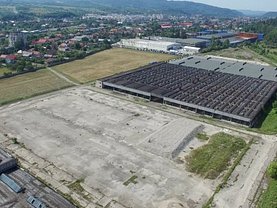 Vânzare spaţiu industrial