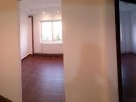 Apartament de vânzare 4 camere, în Bucuresti, zona Dristor