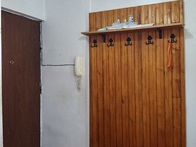 Apartament de vânzare 3 camere, în Bucuresti, zona Iancului