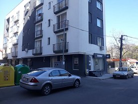 Închiriere spaţiu comercial