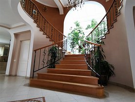 Casa de vânzare 12 camere, în Cluj-Napoca, zona Grigorescu