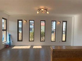 Casa de vânzare 4 camere, în Floreşti