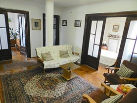 Apartament de vânzare 5 camere, în Bucuresti, zona Armeneasca