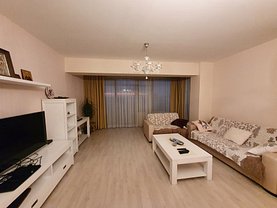 Apartament de vânzare 3 camere, în Bucureşti, zona Vitan Mall
