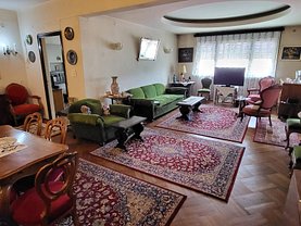 Apartament de vanzare 4 camere, în Bucuresti, zona Batistei