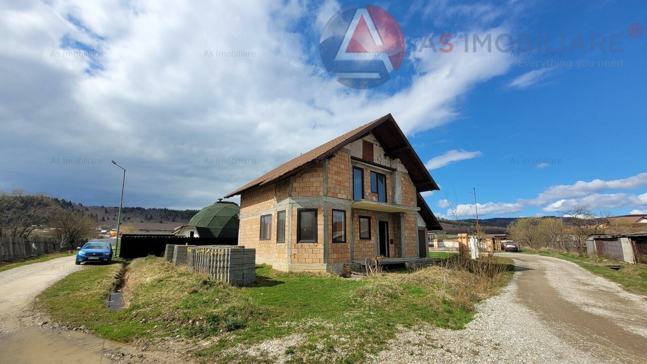 Casa intr-o zona linistita, Vulcan, Brasov