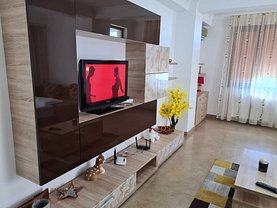 Apartament de închiriat 2 camere, în Mamaia, zona Central