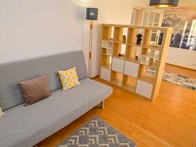 Apartament de închiriat 4 camere, în Constanţa, zona Faleza Nord