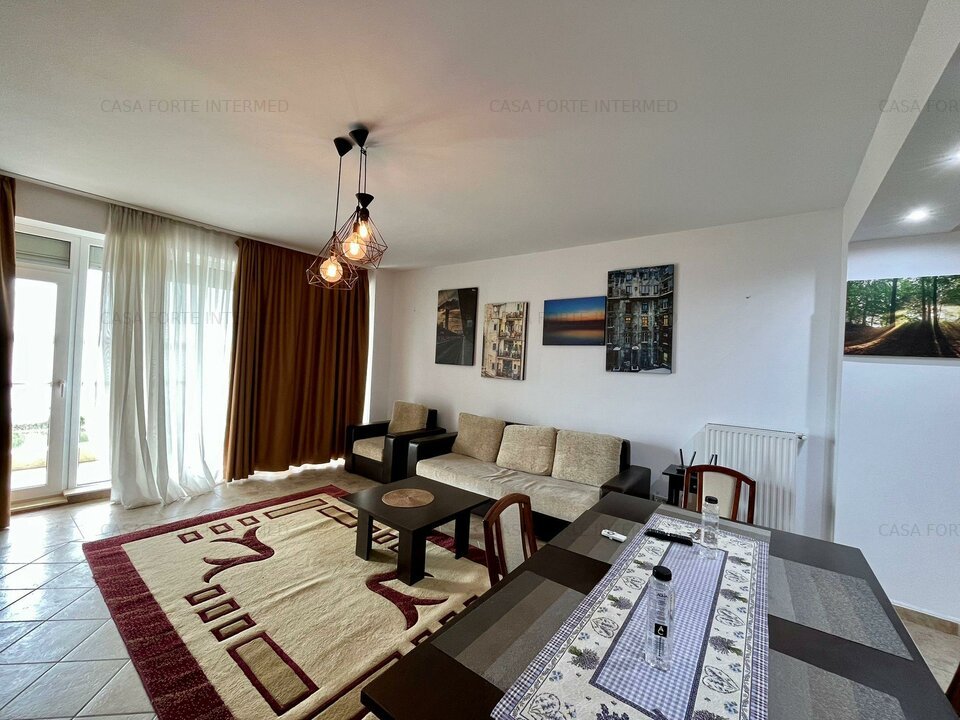Apartament 3 camere Mamaia Summerland vedere frontala la lac 136000 euro