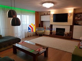 Apartament de vânzare 4 camere, în Iaşi, zona Nicolina