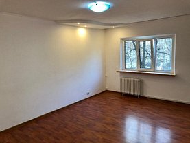 Apartament de vânzare 3 camere, în Iaşi, zona Central