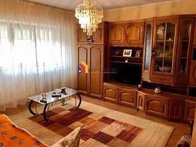 Apartament de vânzare 4 camere, în Iaşi, zona Central