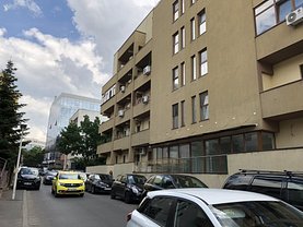 Apartament de vânzare 3 camere, în Bucuresti, zona Herastrau