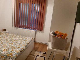 Apartament de vânzare 2 camere, în Târgu Mureş, zona 1 Decembrie 1918