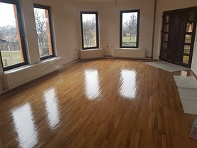 Casa de vânzare 4 camere, în Târgu Mureş, zona Vest