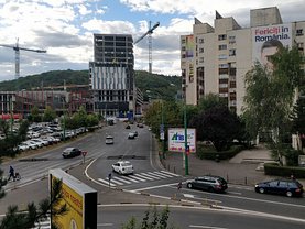 Apartament de închiriat 3 camere, în Braşov, zona Centrul Civic