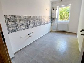 Apartament de vânzare 2 camere, în Bucureşti, zona Valea Oltului