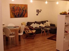 Apartament de vânzare 2 camere în Tulcea, Piata Noua