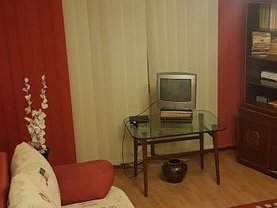 Apartament de vânzare 3 camere în Tulcea, E3
