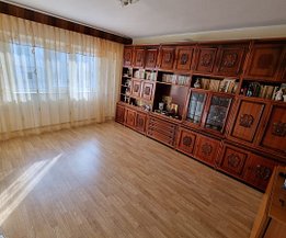 Apartament de vânzare 3 camere, în Tulcea, zona Babadag