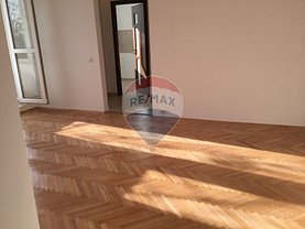 Apartament de vânzare 2 camere, în Bucuresti, zona 1 Mai