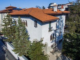 Casa de vânzare 10 camere, în Bucureşti, zona Primăverii