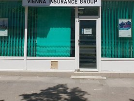 Vânzare spaţiu comercial