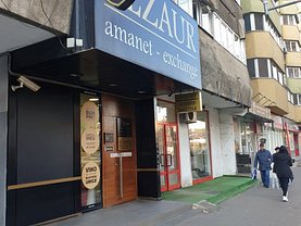 Vânzare spaţiu comercial