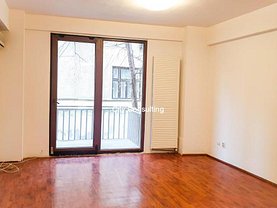 Apartament de închiriat 3 camere, în Bucureşti, zona Aviatorilor
