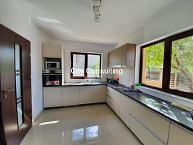 Casa de închiriat 5 camere, în Bucureşti, zona Pipera
