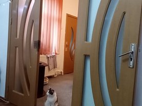 Casa de vânzare 4 camere, în Constanţa, zona Tomis I