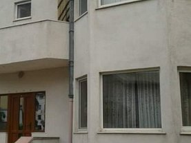 Casa de vânzare 8 camere, în Eforie Nord, zona Ultracentral