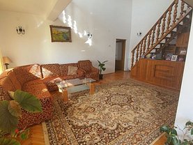 Casa de vânzare 7 camere, în Băicoi