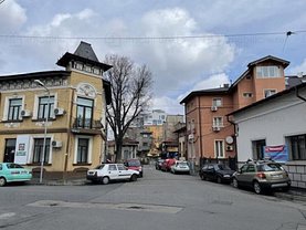 Casa de vânzare 6 camere, în Bucuresti, zona Dacia