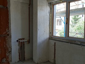 Apartament de vânzare 2 camere, în Bucuresti, zona Chitila