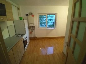 Apartament de vanzare 3 camere, în Bucuresti, zona Vitan Mall