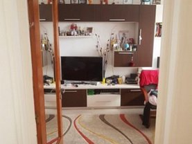 Apartament de vânzare 2 camere, în Bucuresti, zona Aparatorii Patriei