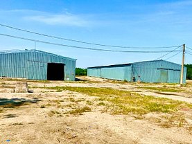 Închiriere spaţiu industrial