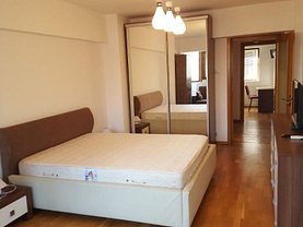 Apartament de închiriat 4 camere, în Bucuresti, zona P-ta Romana